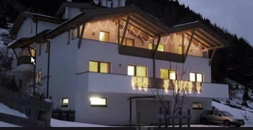 Al-avioeler Apartment
